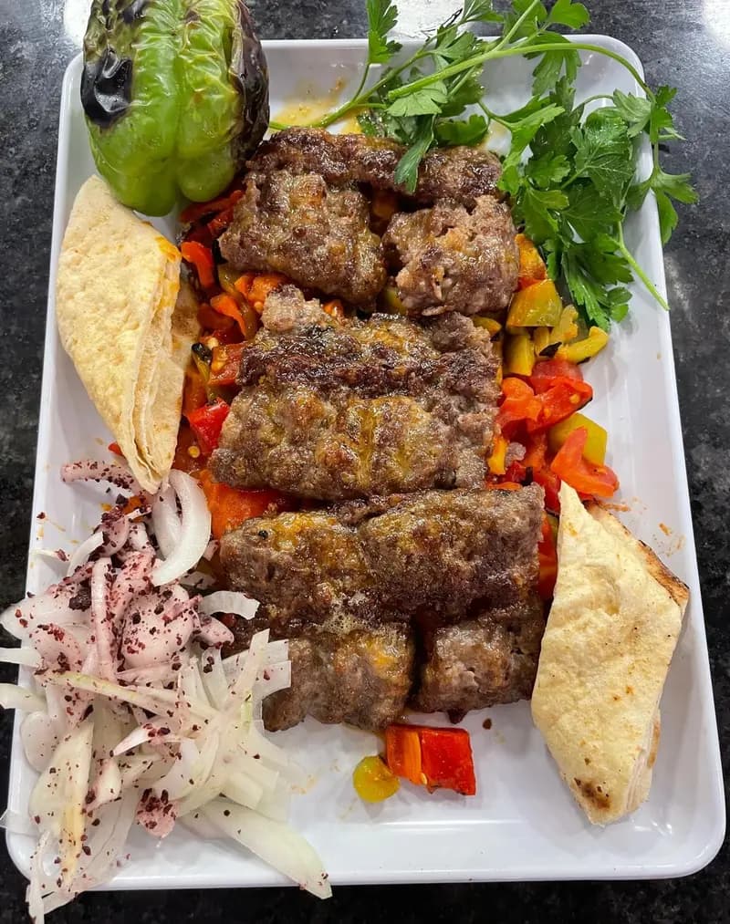 Altı Ezmeli Kebap