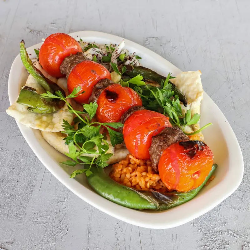 Domatesli Kebap