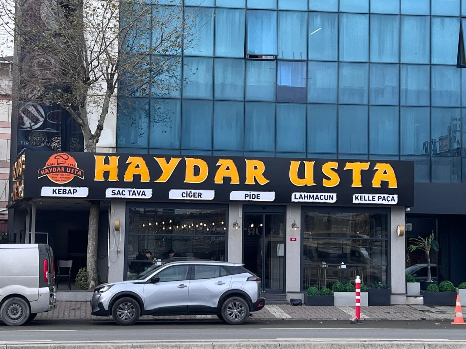 Can Haydar Usta Mekanı - İç Görünüm 2
